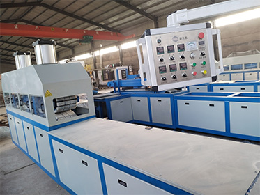 如何評(píng)估玻璃鋼拉擠設(shè)備的生產(chǎn)效率？